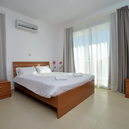 9 Villa
